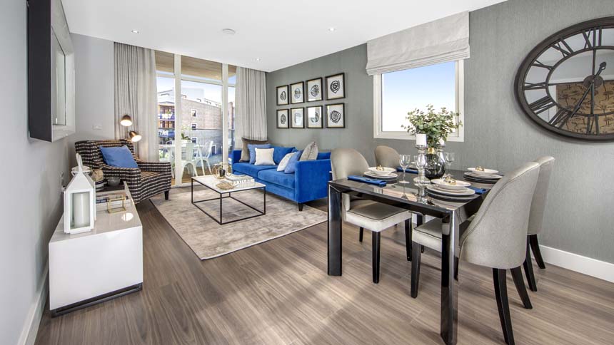 London Square Isleworth living room