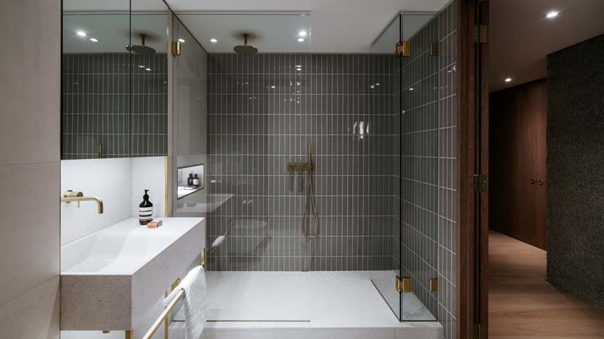 Blake Tower bathroom (Redrow London)