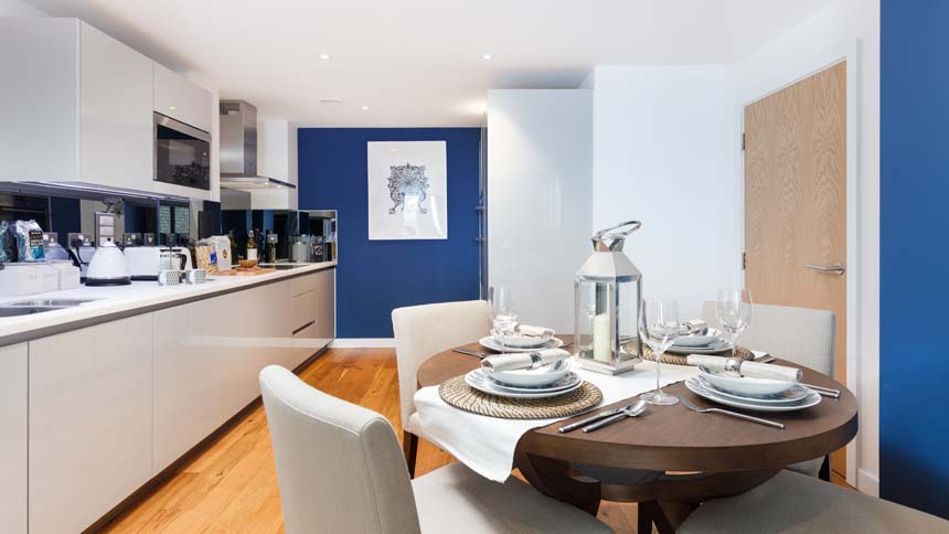 Brackenbury Square dining area (NH Sales)