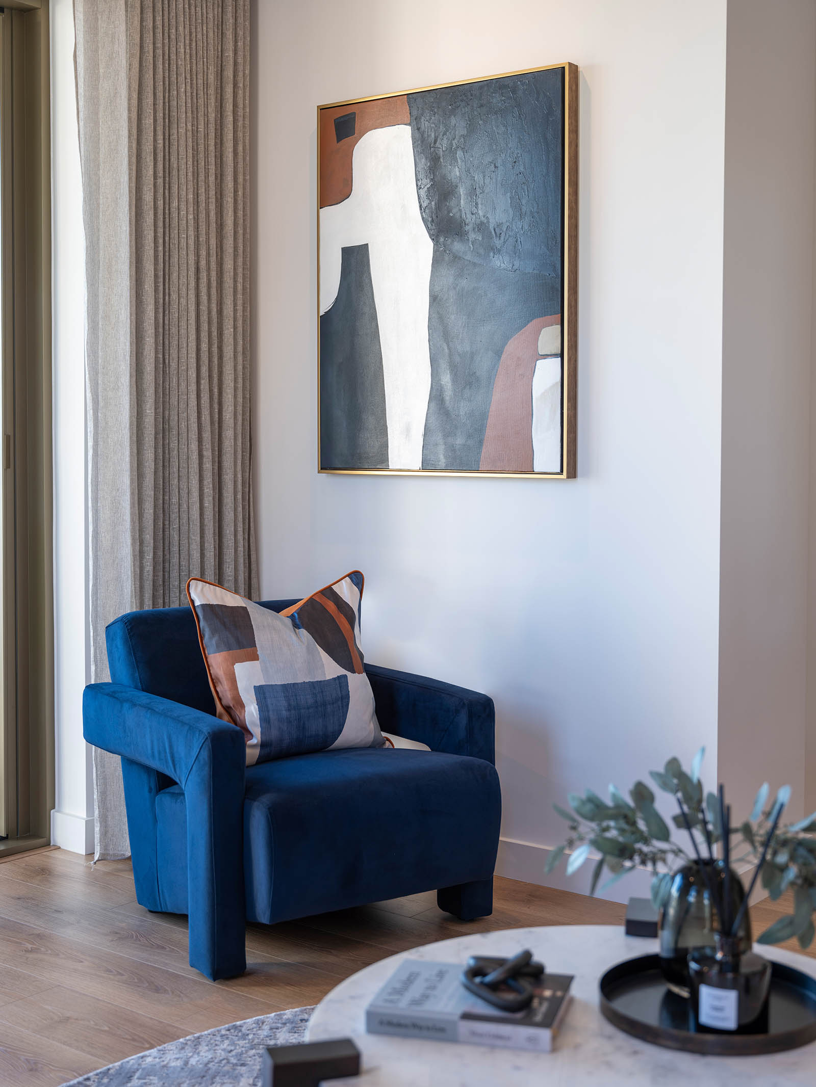 Show apartment at One Thames Quay