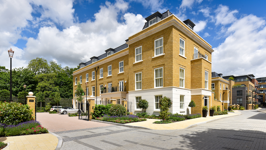 Brewery Gate in Twickenham (St James)